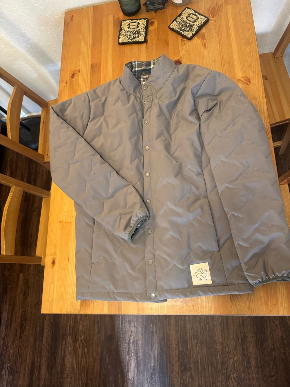 rabbit Running "Treeline" Quilted Snap Jacket | Gray | Men’s Large